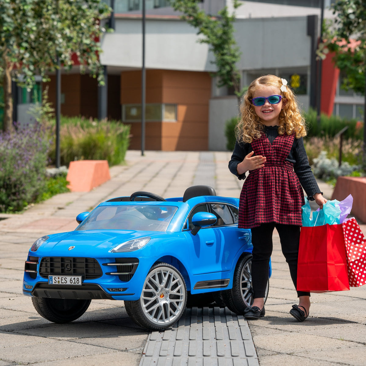 Porsche Macan 12 Volt Premium Car with Remote Control – Blue