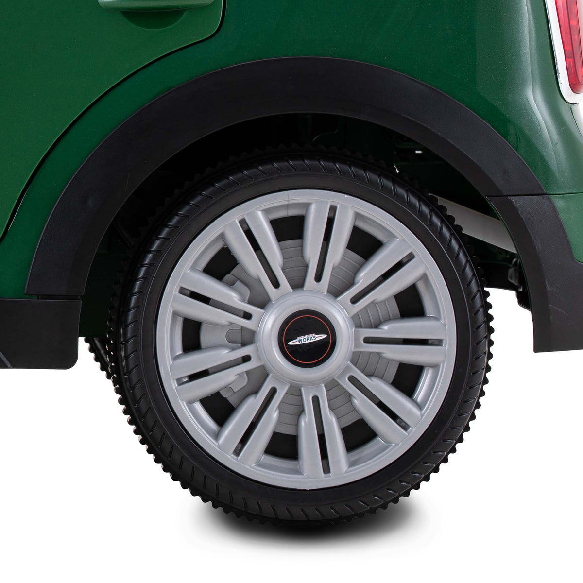 Mini Countryman 12 Volt Premium Car with Remote Control – Green
