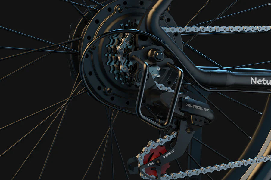 Eskute Polluno PLUS Electric City Bike in White