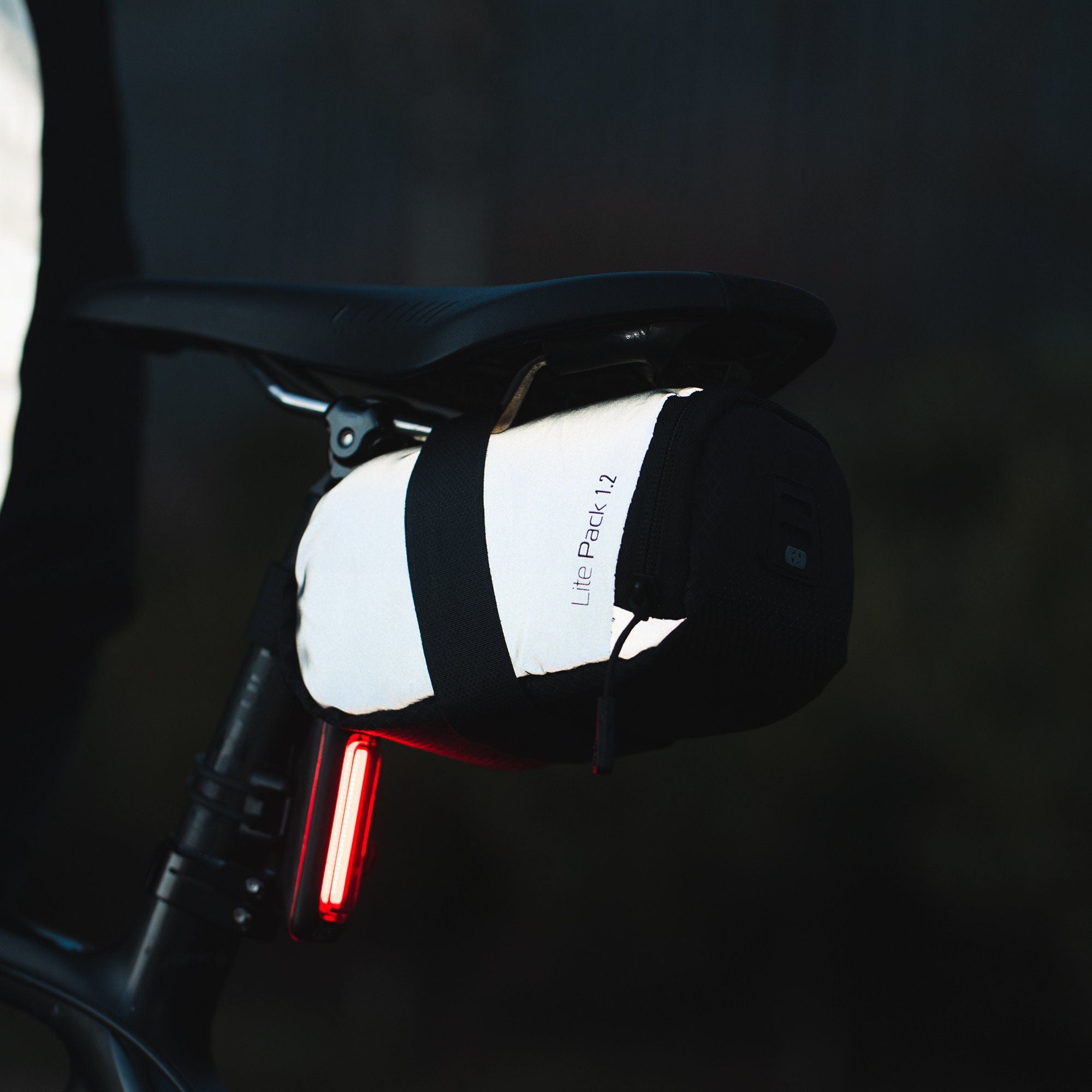 Oxford Lite Pack | Compact Bicycle Saddle Bag with Reflective Design
